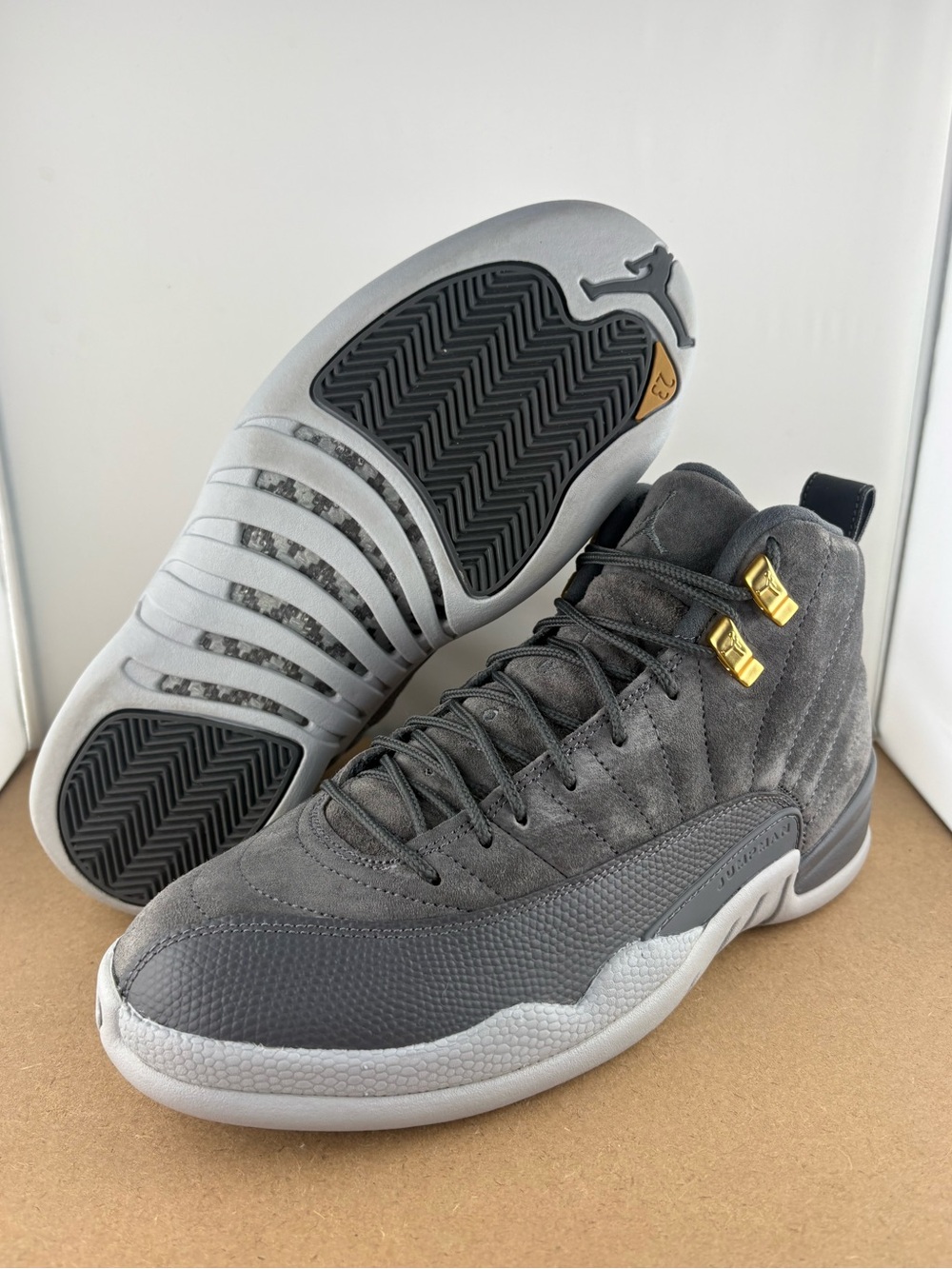 Nike Air Jordan 12 XII Retro Men Size 8.5 130690-005 Dark Grey Gold Suede Shoes